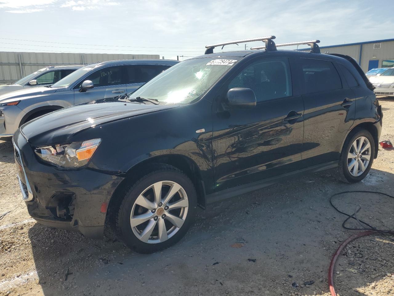 MITSUBISHI OUTLANDER 2015
