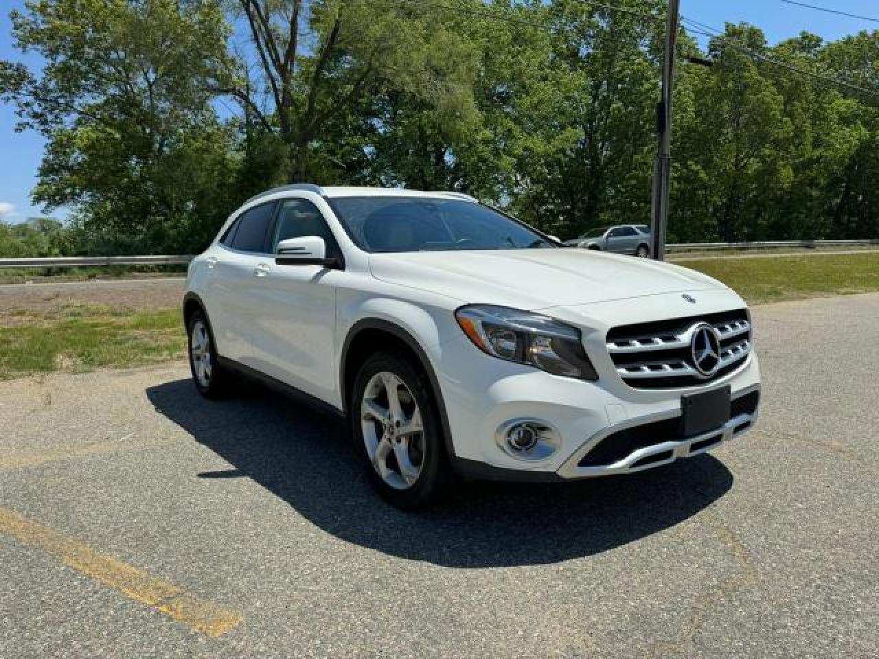 MERCEDES-BENZ GLA-CLASS 2020