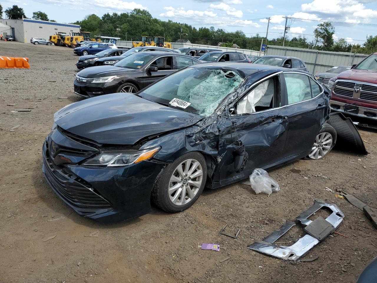 TOYOTA CAMRY LE 2020