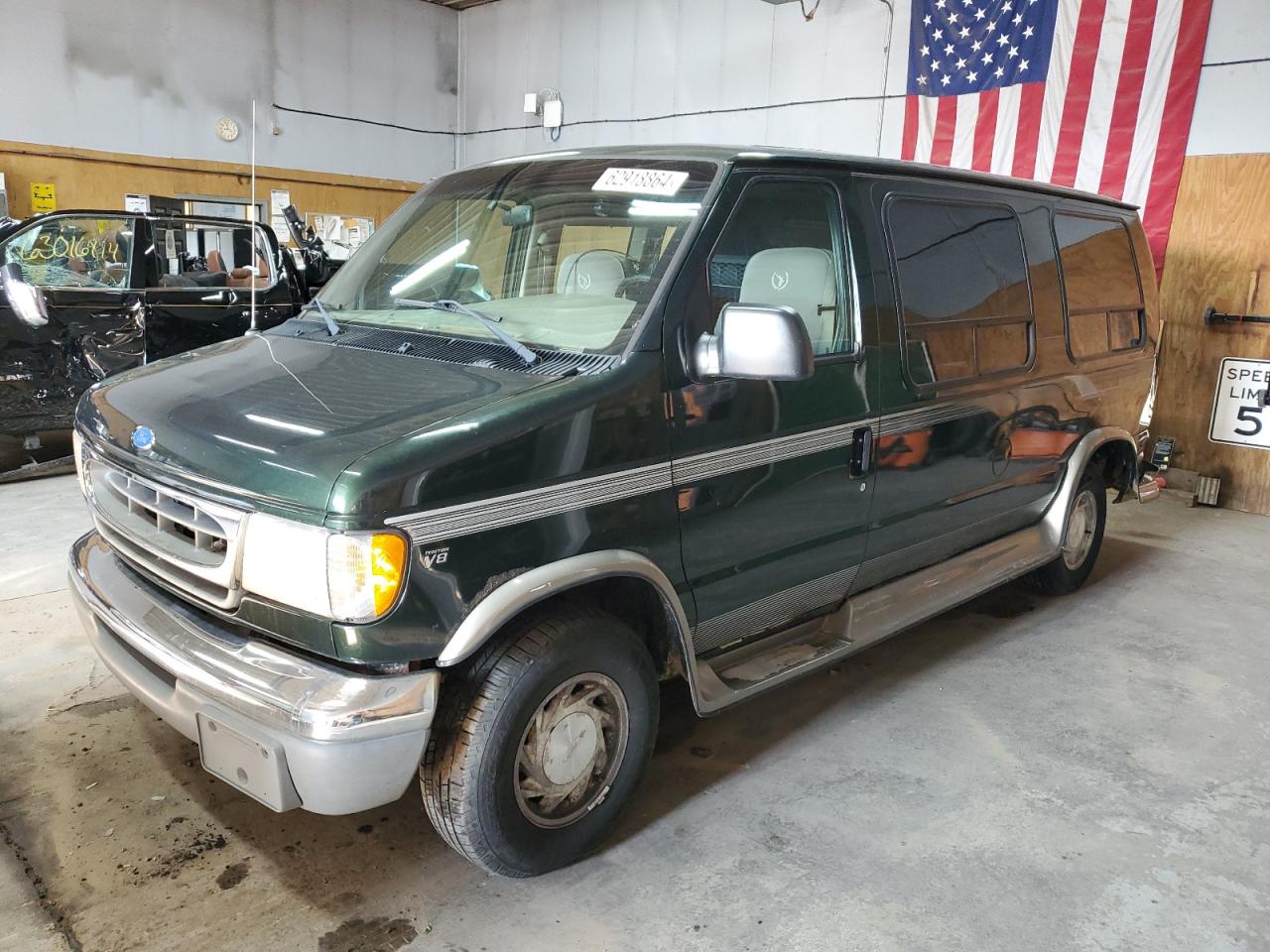 FORD ECONOLINE 2000