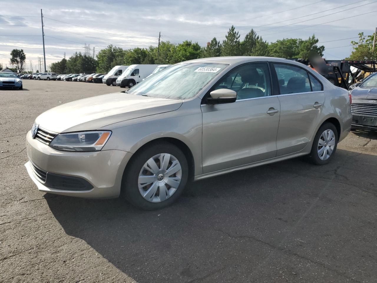 VOLKSWAGEN JETTA SE 2013