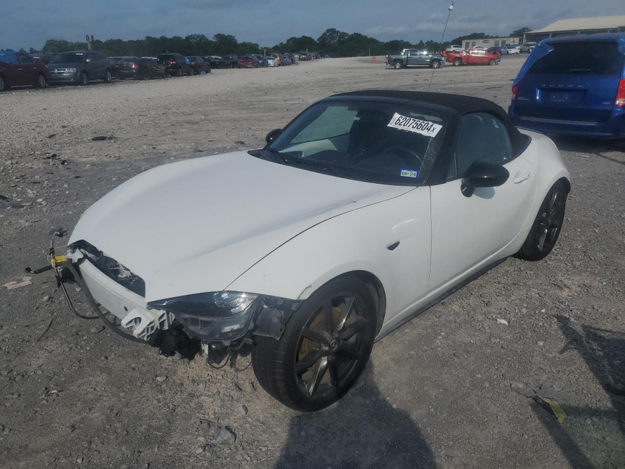 MAZDA MX-5 MIATA 2016