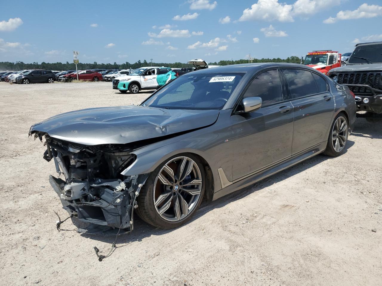 BMW M760 XI 2019