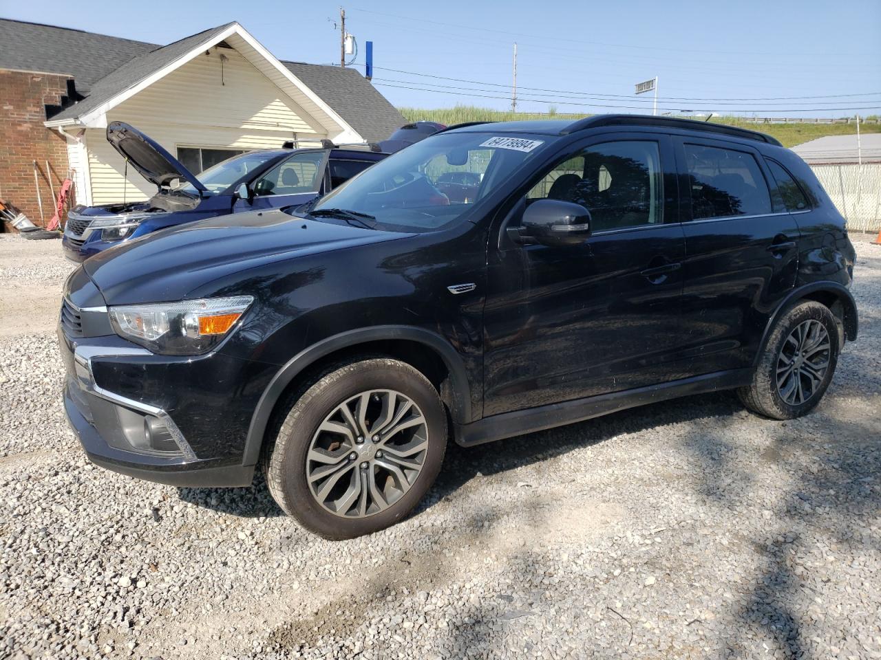 MITSUBISHI OUTLANDER 2016