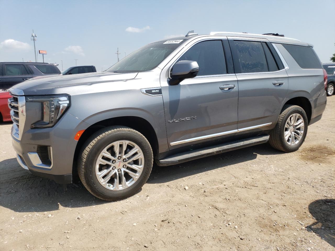 GMC YUKON SLT 2021