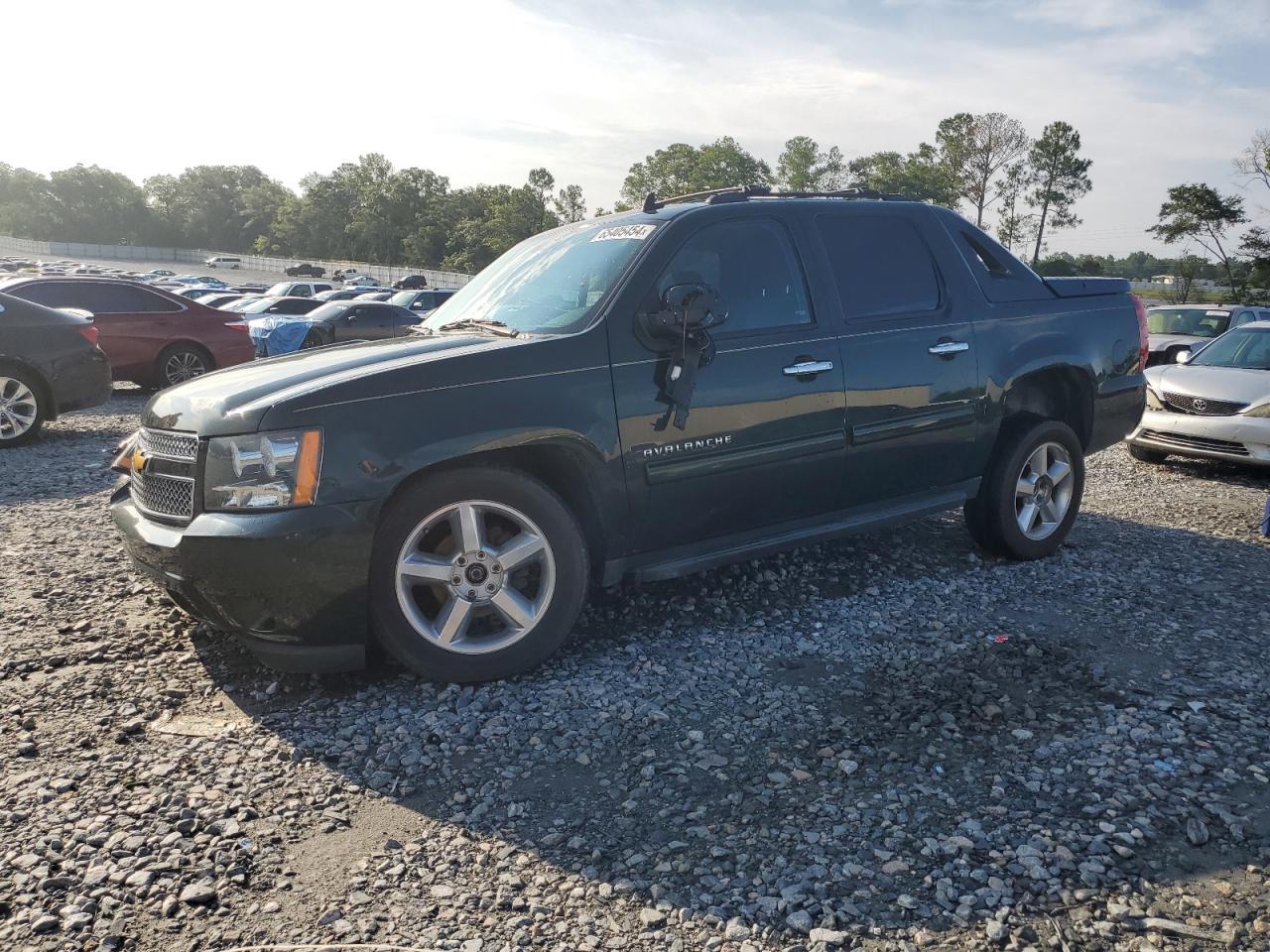 CHEVROLET AVALANCHE 2013