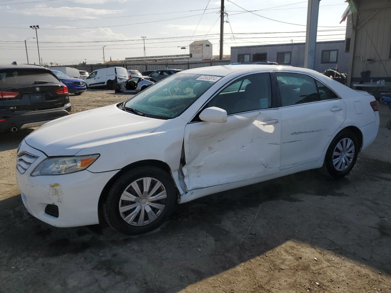 TOYOTA CAMRY BASE 2011