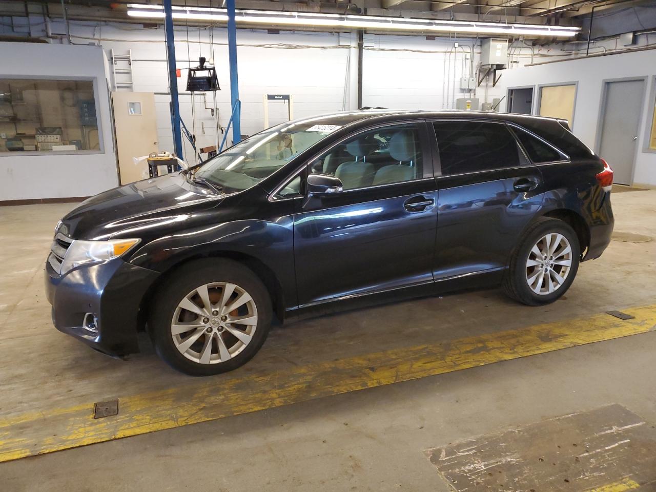 TOYOTA VENZA LE 2013
