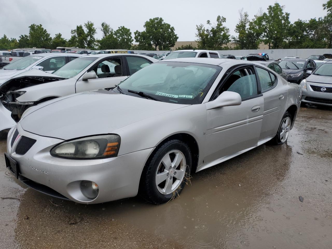PONTIAC GRAND PRIX 2006