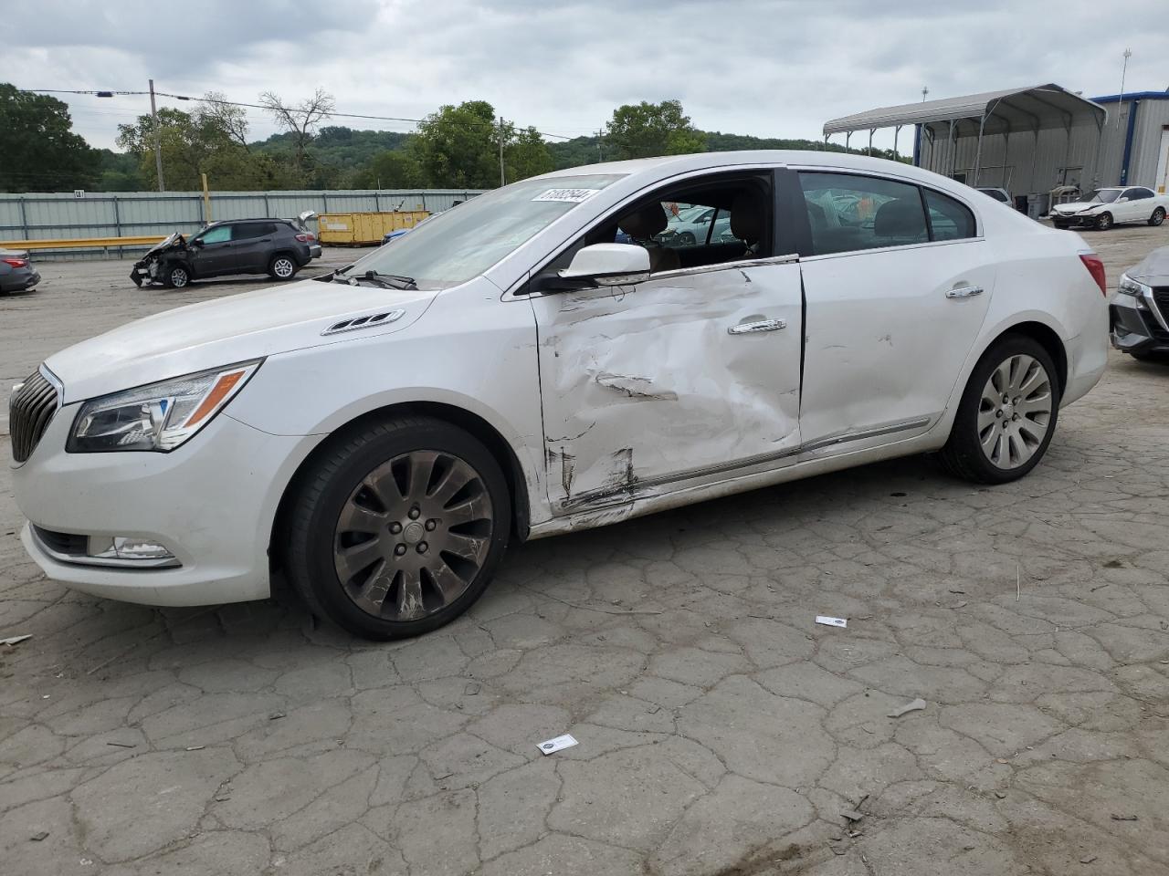 BUICK LACROSSE 2015