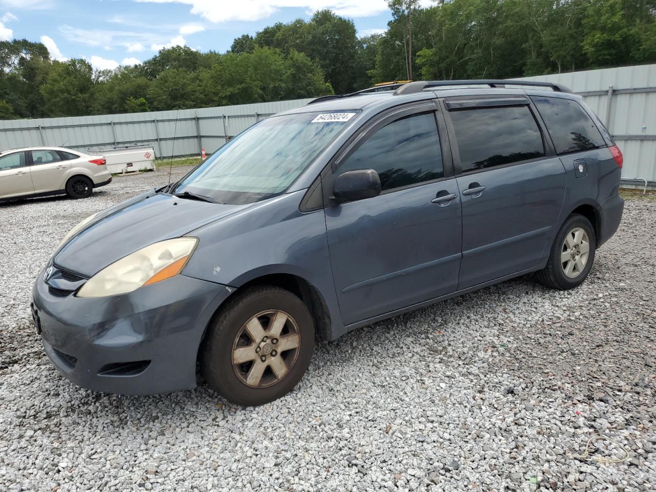 TOYOTA SIENNA CE 2007