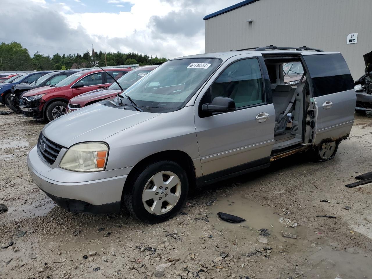FORD FREESTAR S 2005