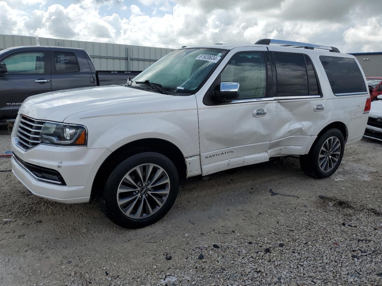 LINCOLN NAVIGATOR 2016