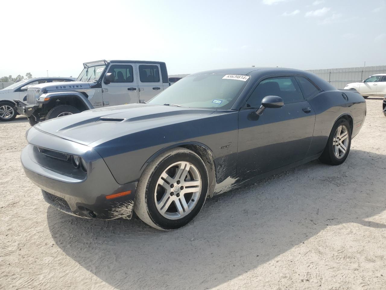 DODGE CHALLENGER 2016