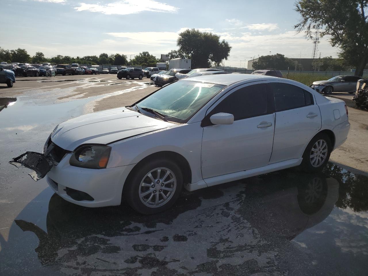 MITSUBISHI GALANT FE 2010