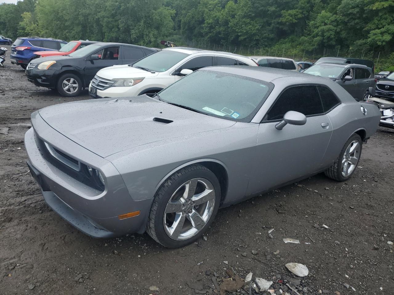DODGE CHALLENGER 2011