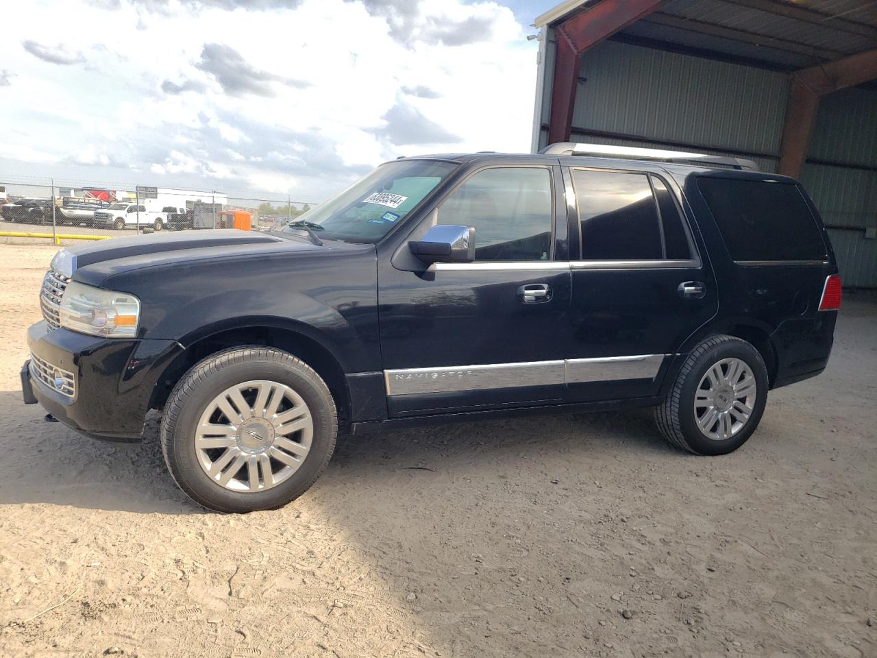 LINCOLN NAVIGATOR 2012
