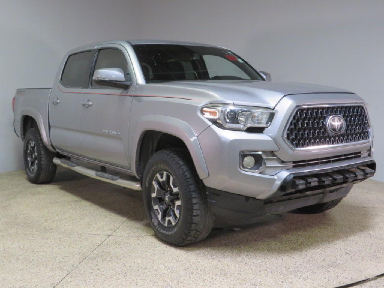 TOYOTA TACOMA 2019