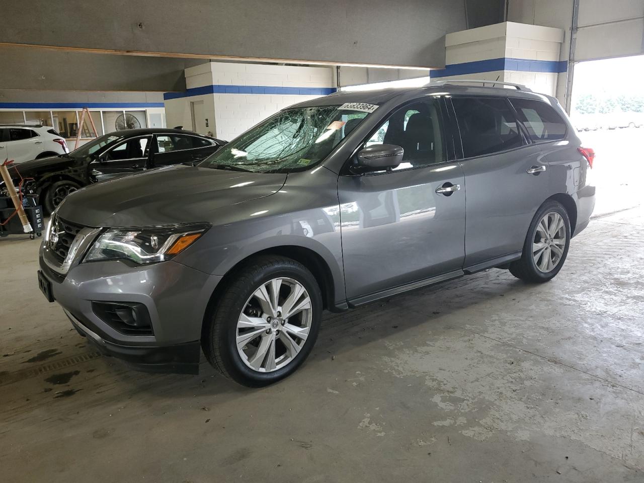 NISSAN Pathfinder 2018