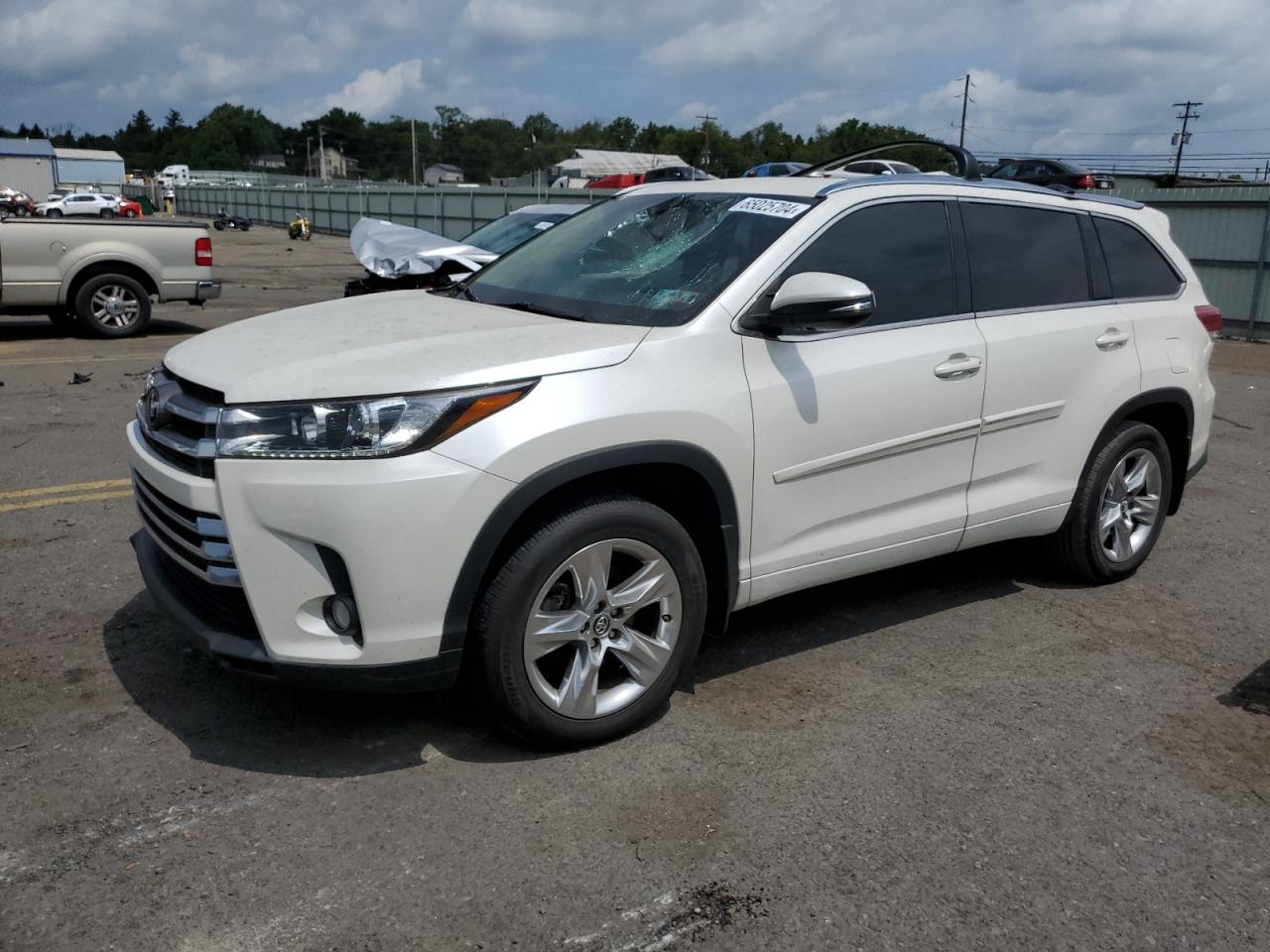 TOYOTA HIGHLANDER 2018