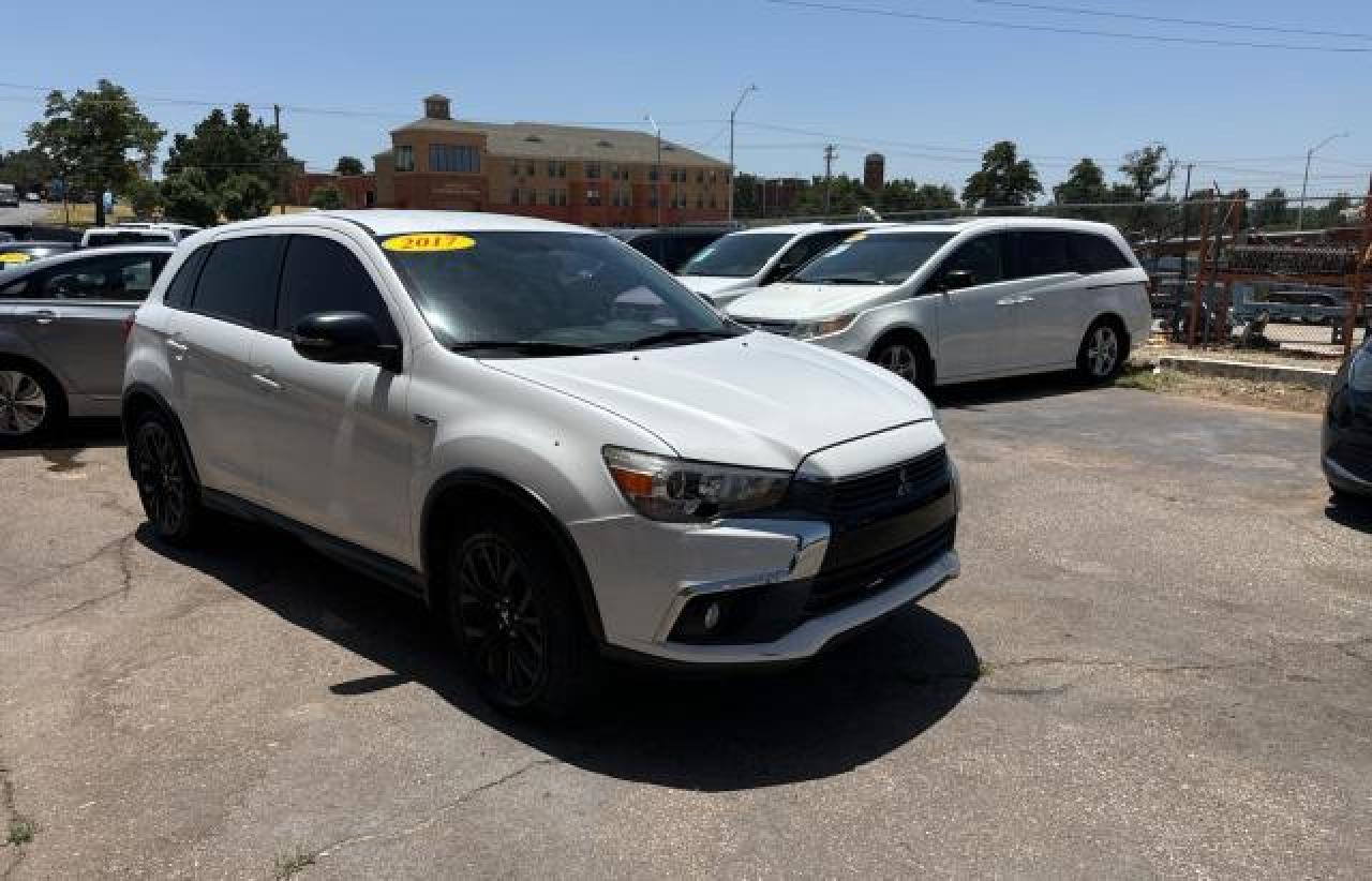 MITSUBISHI OUTLANDER 2017