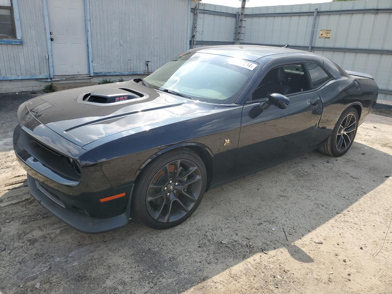 DODGE CHALLENGER 2016
