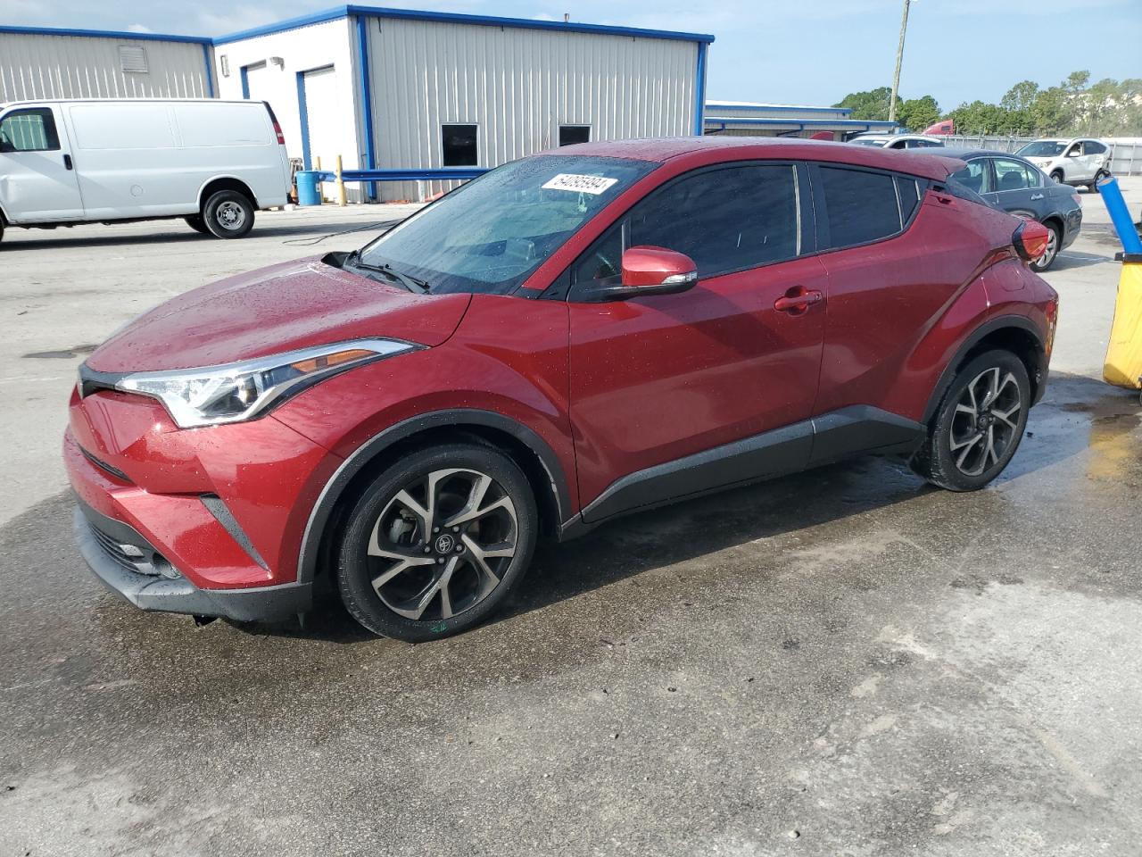 TOYOTA C-HR XLE 2019
