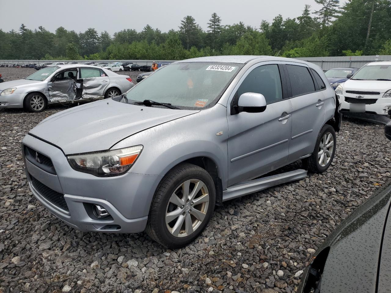 MITSUBISHI OUTLANDER 2012