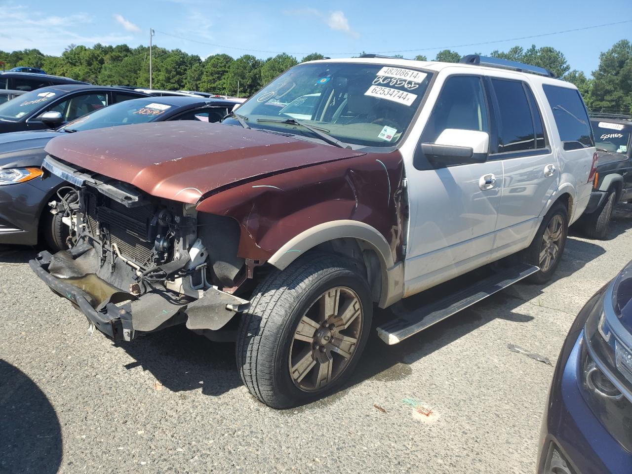 FORD EXPEDITION 2010