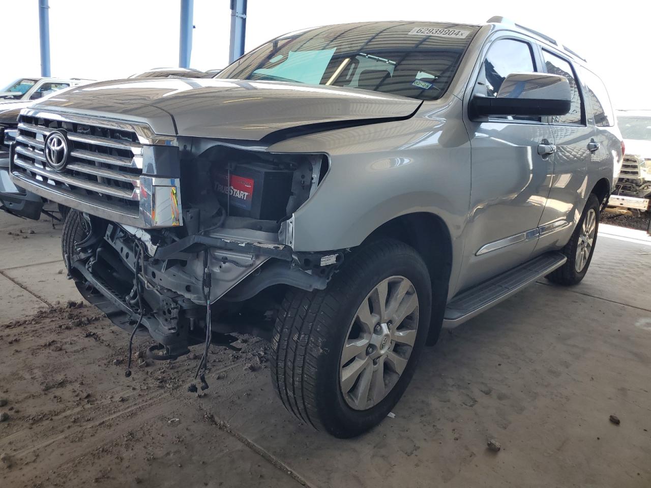 TOYOTA SEQUOIA PL 2020