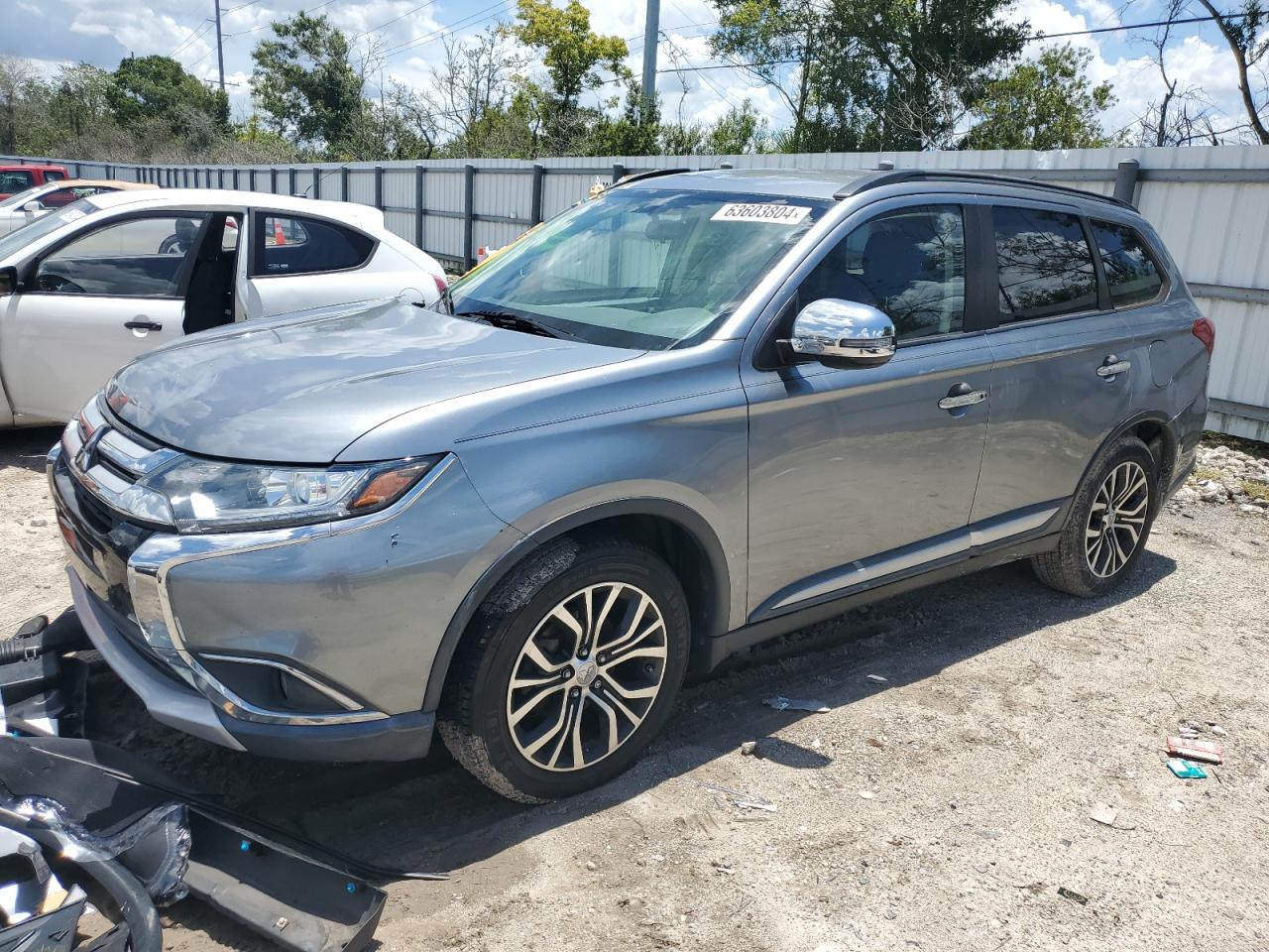 MITSUBISHI OUTLANDER 2016