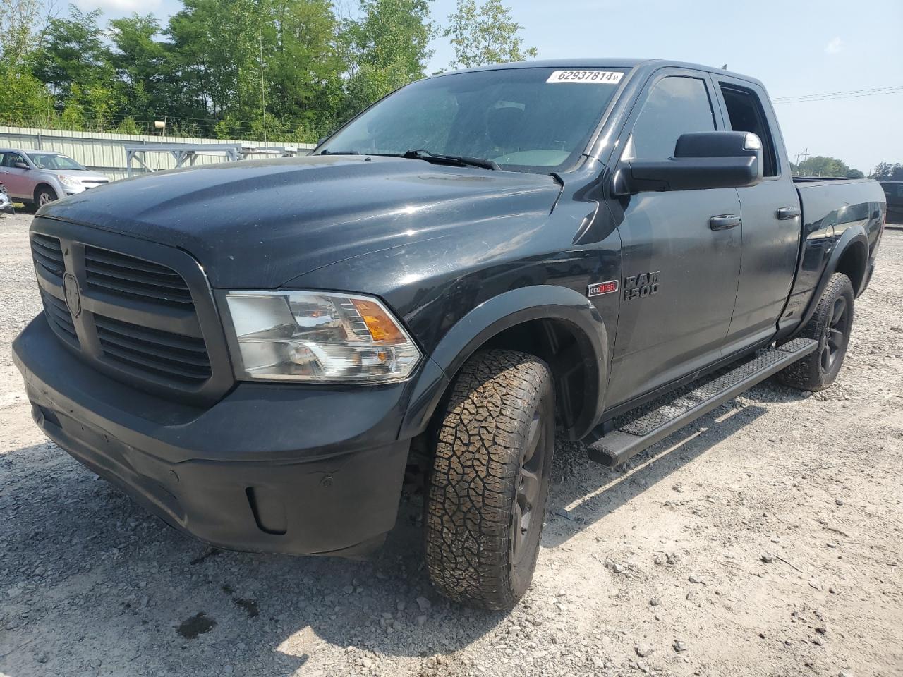RAM 1500 SLT 2015