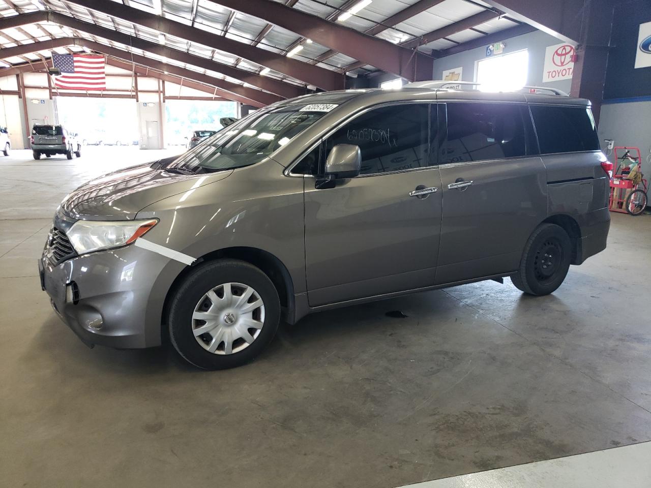 NISSAN QUEST 2015