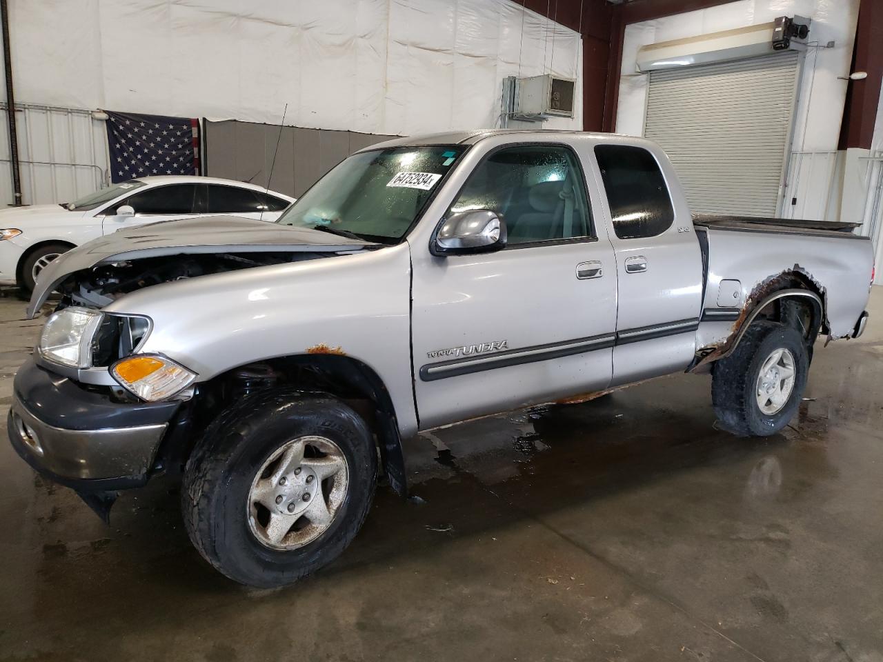 TOYOTA TUNDRA ACC 2002