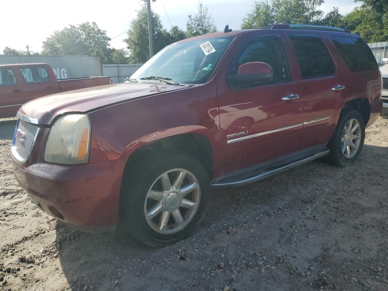 GMC YUKON DENA 2011
