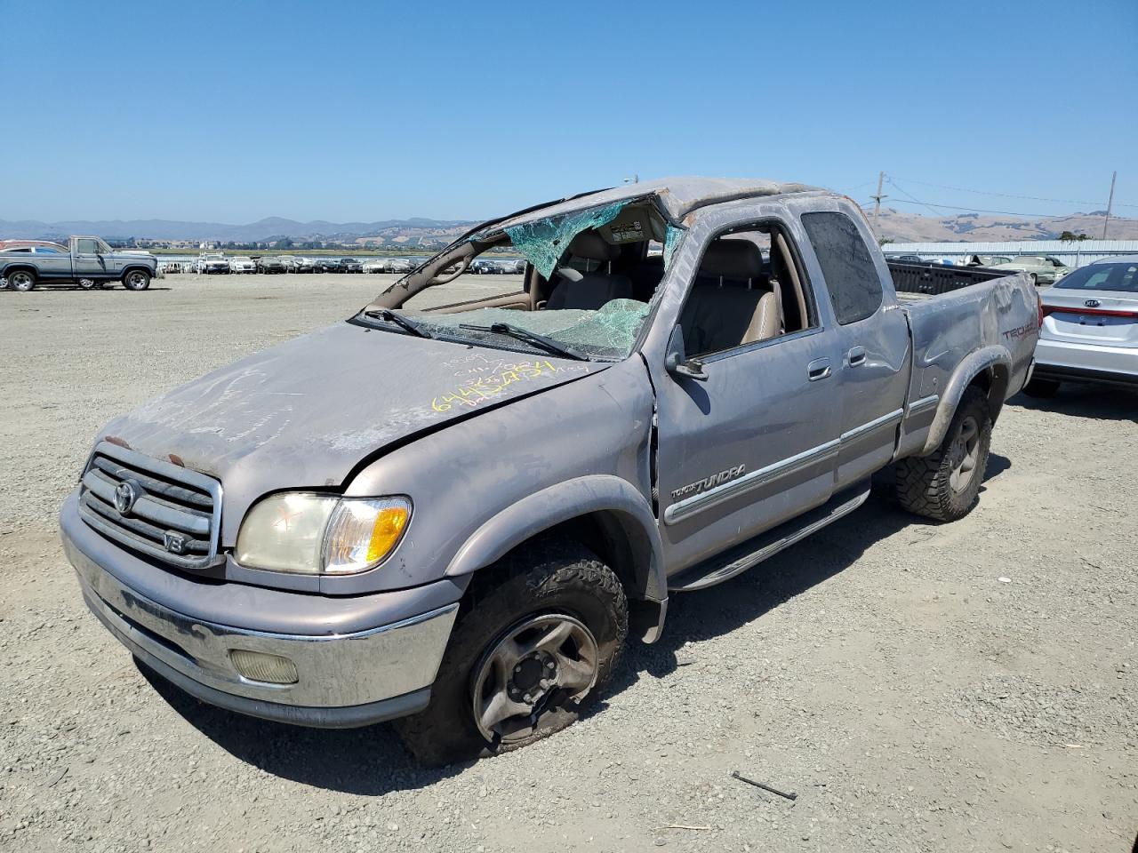 TOYOTA TUNDRA ACC 2000