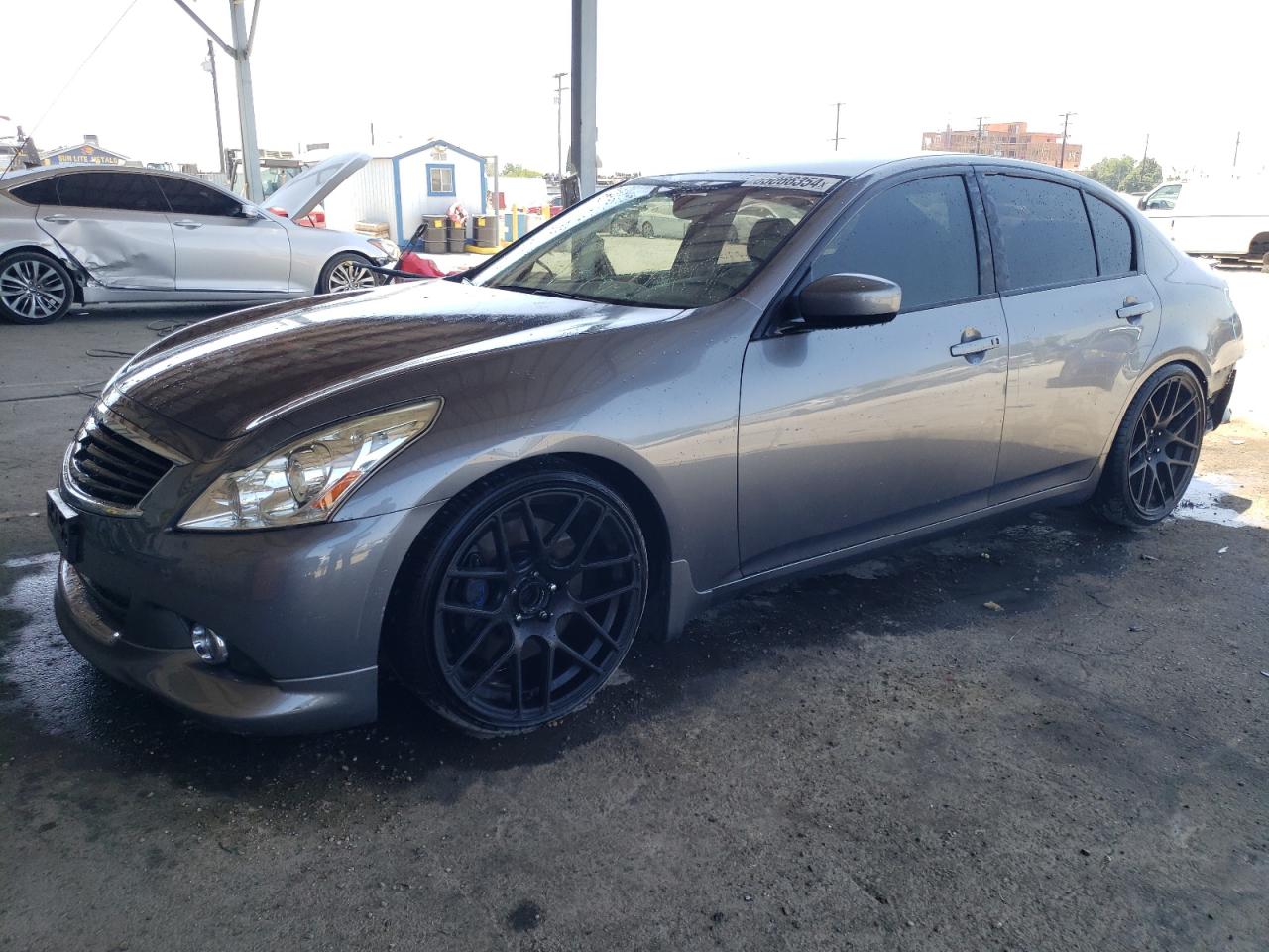 INFINITI Q40 2015