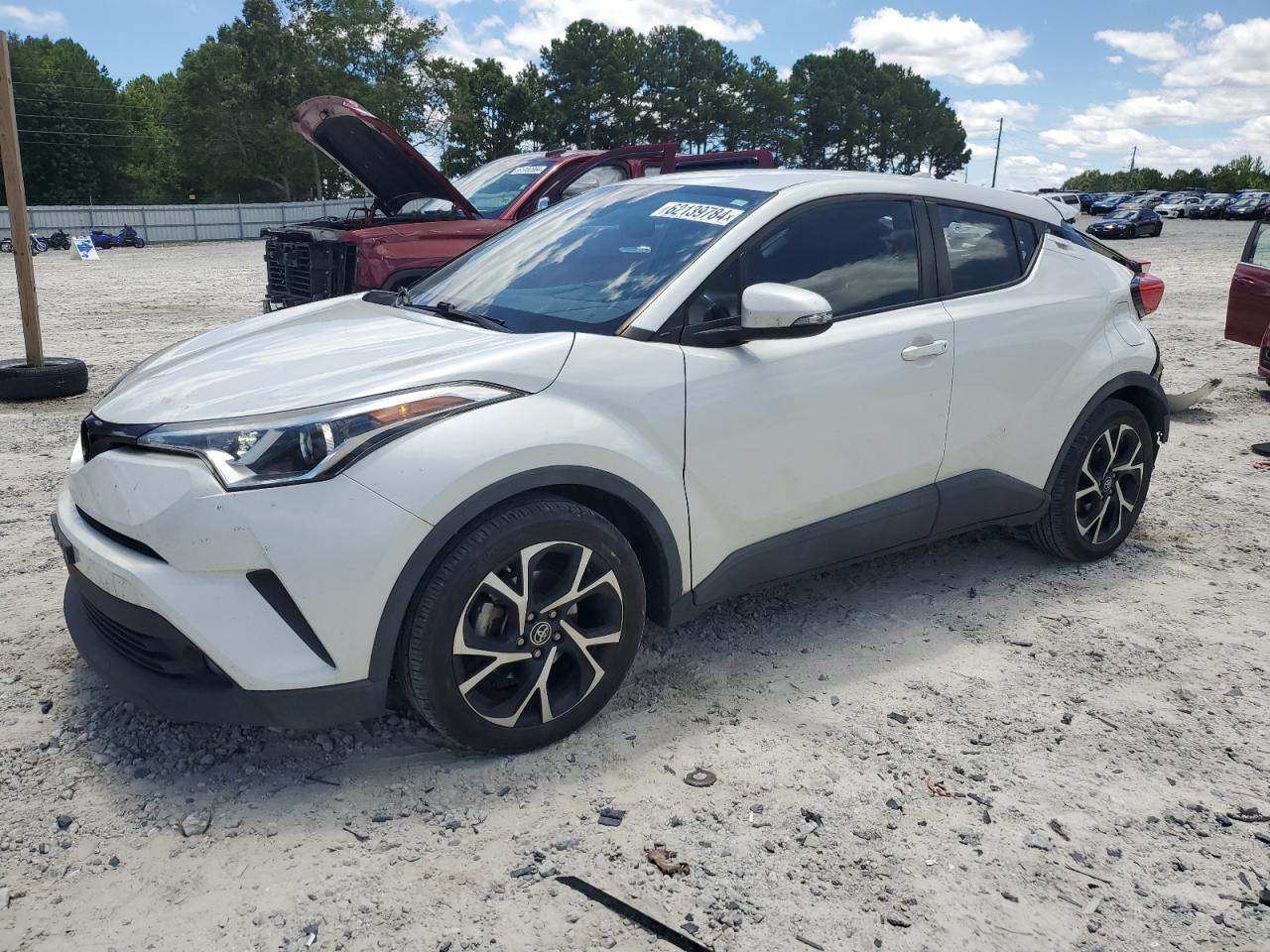 TOYOTA C-HR XLE 2018