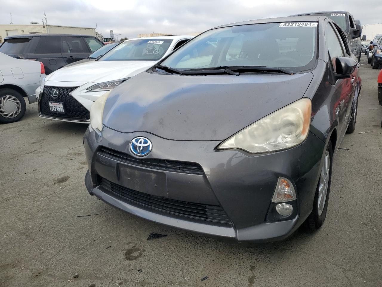 TOYOTA PRIUS C 2012