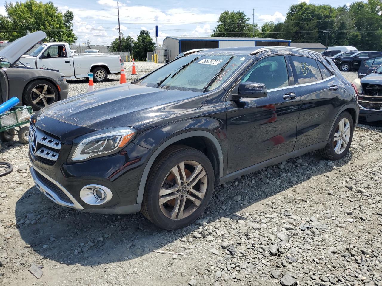 MERCEDES-BENZ GLA-CLASS 2020