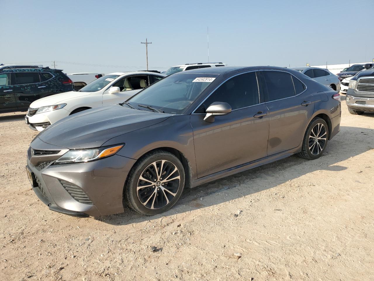 TOYOTA CAMRY SE 2020