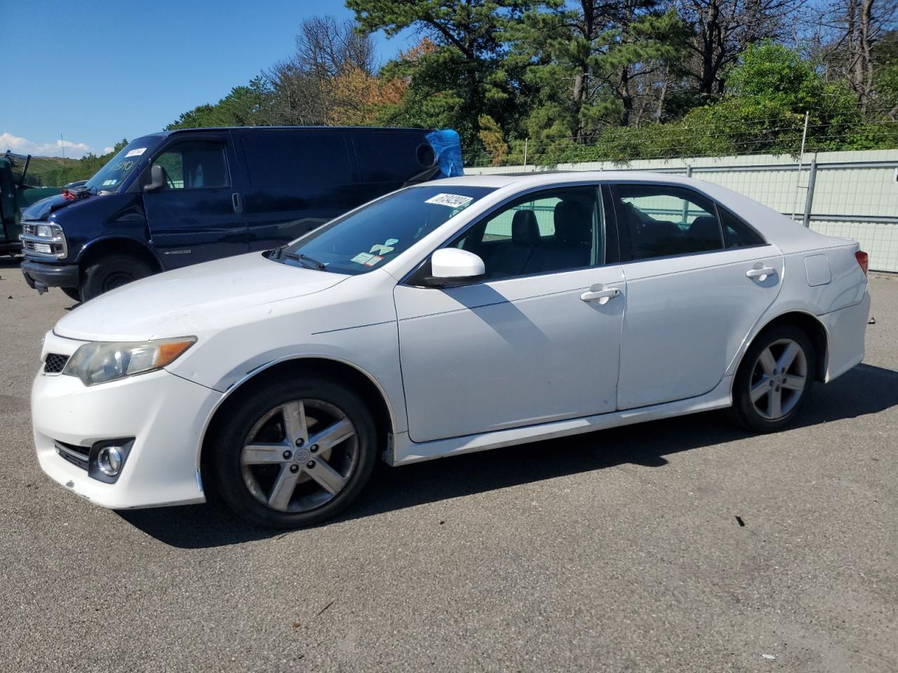 TOYOTA CAMRY BASE 2012