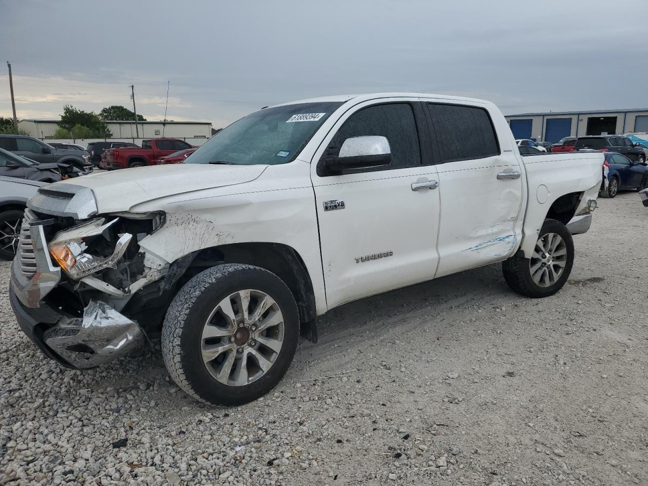 TOYOTA TUNDRA 2017