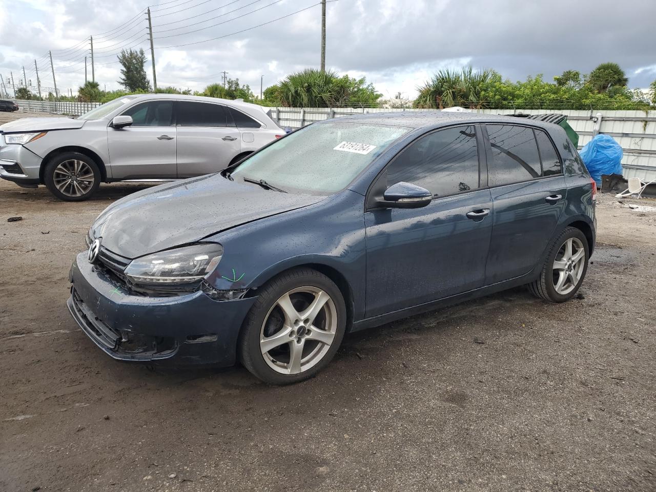 VOLKSWAGEN GOLF 2013