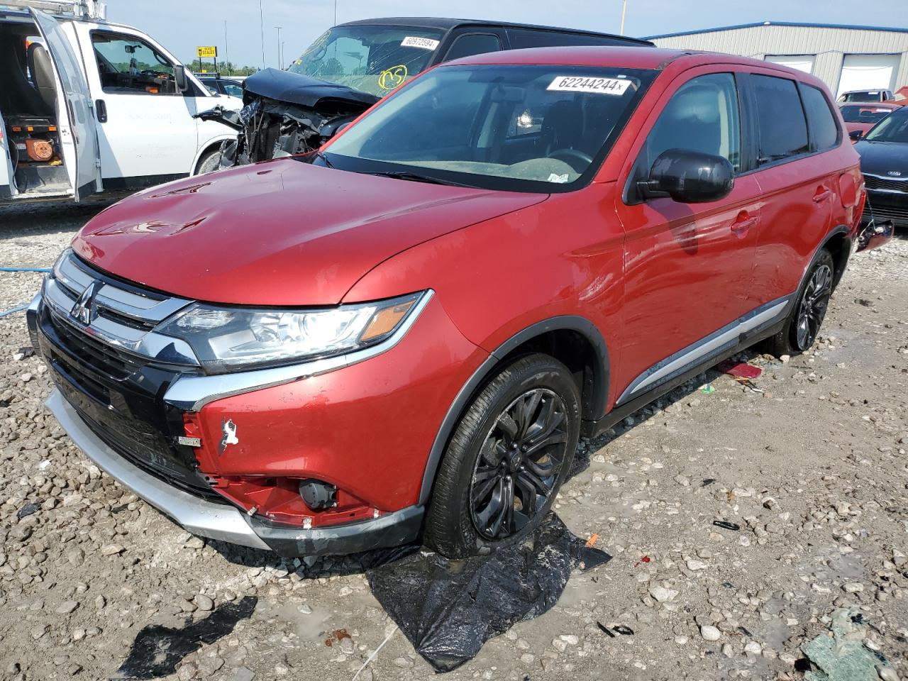 MITSUBISHI OUTLANDER 2017