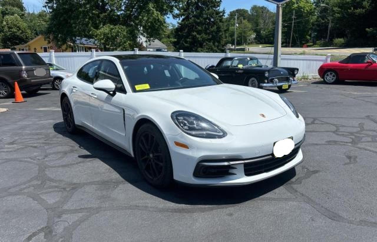 PORSCHE PANAMERA 2020
