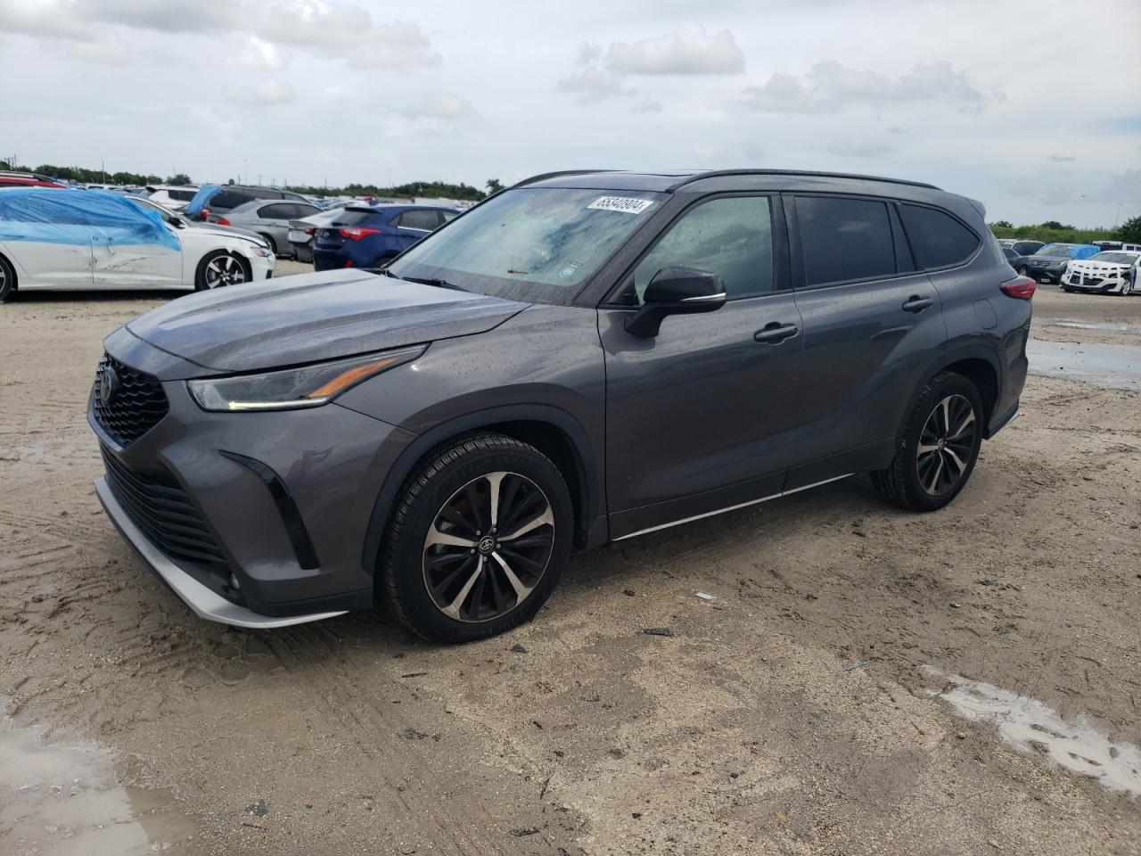 TOYOTA HIGHLANDER 2022