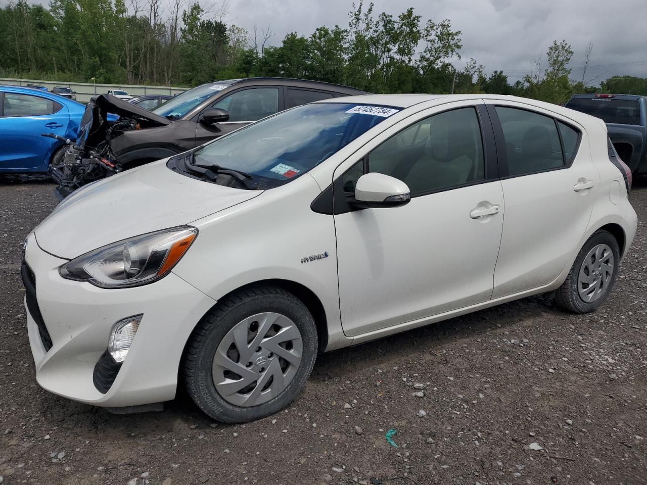 TOYOTA PRIUS C 2016