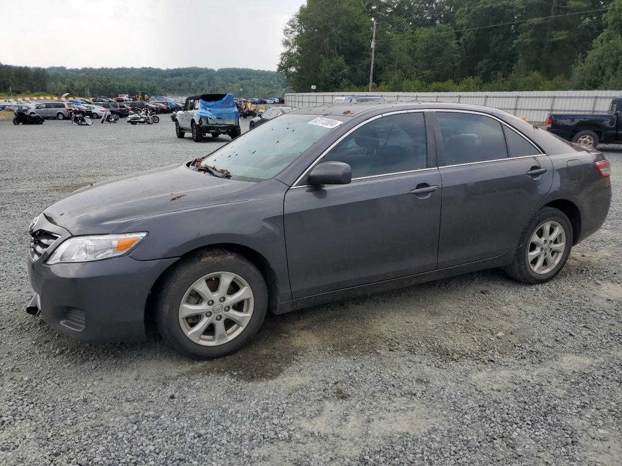 TOYOTA CAMRY 2011