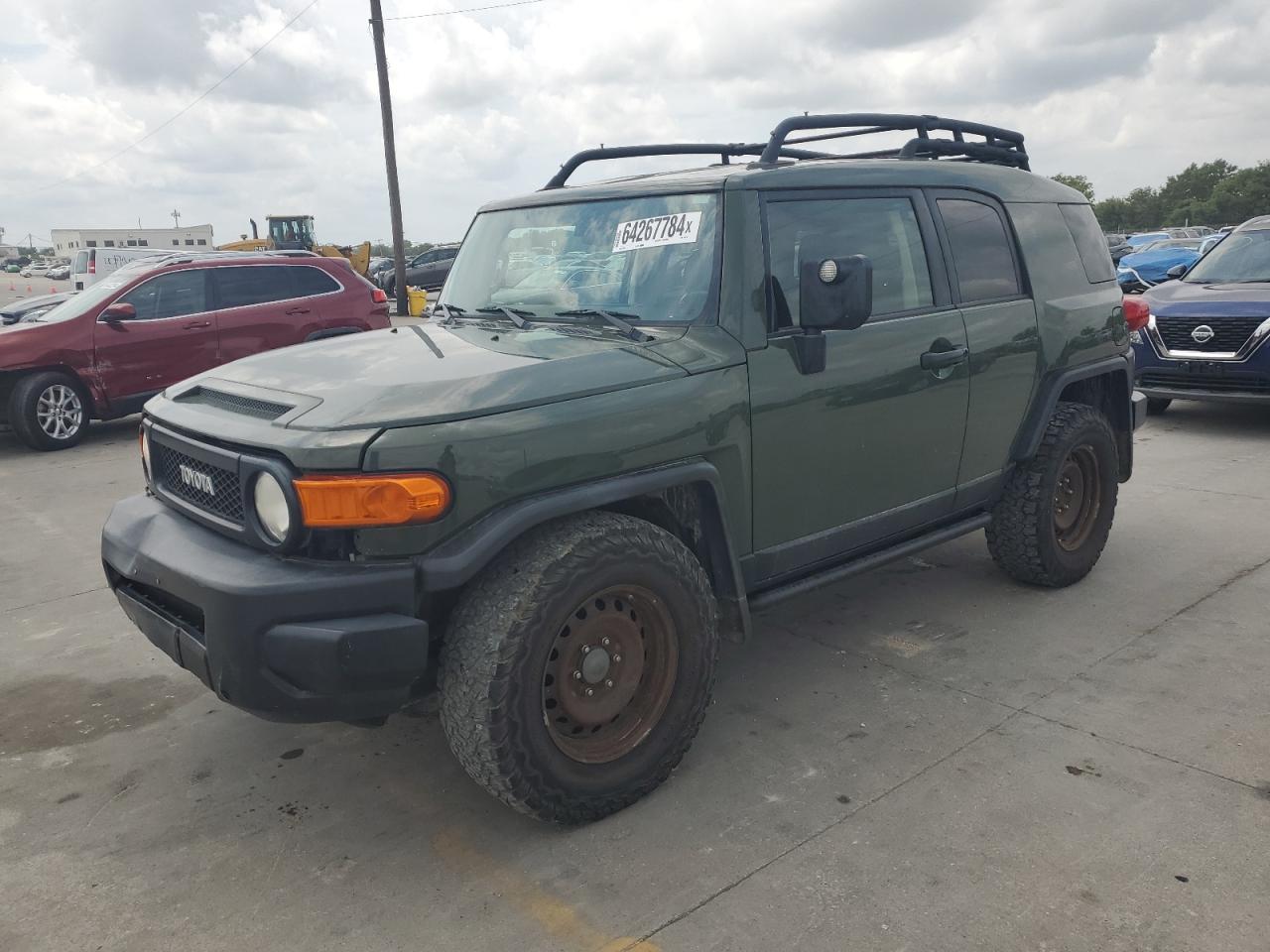 TOYOTA FJ CRUISER 2011